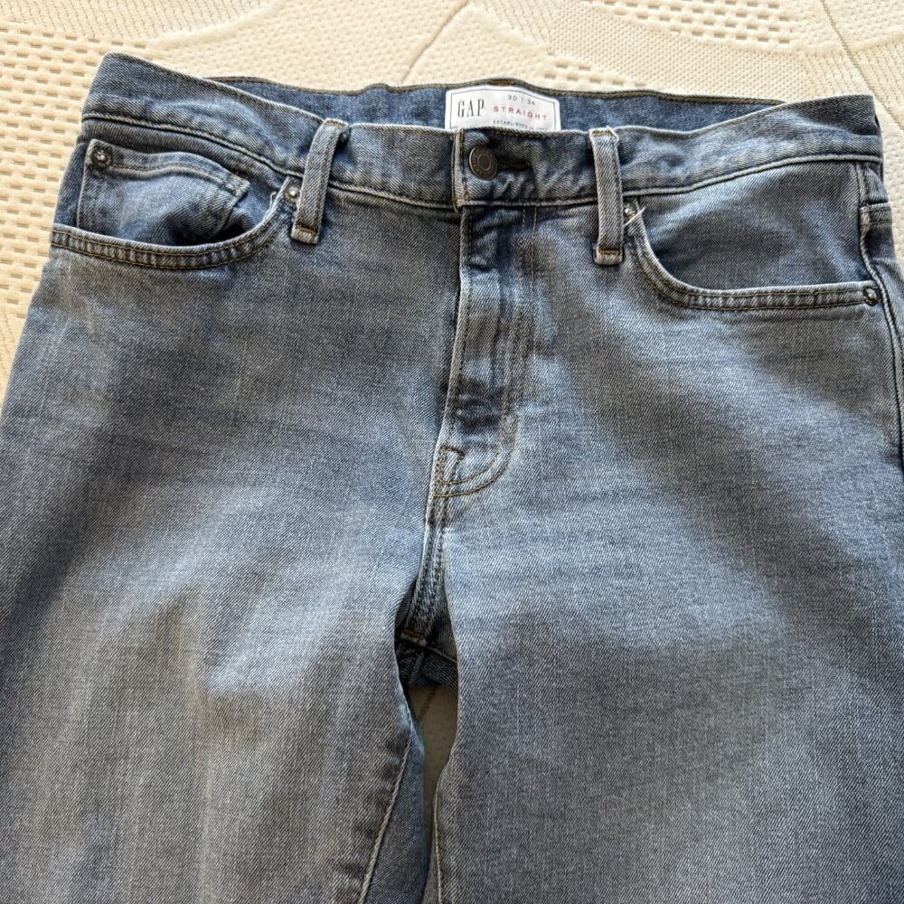 GAP Men's 30x34 Straight Jeans Medium Wash Denim Washwell Classic 5-Pocket EUC - Picture 4 of 9
